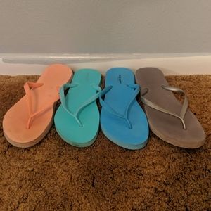 Old Navy Flip Flops Size 7-8